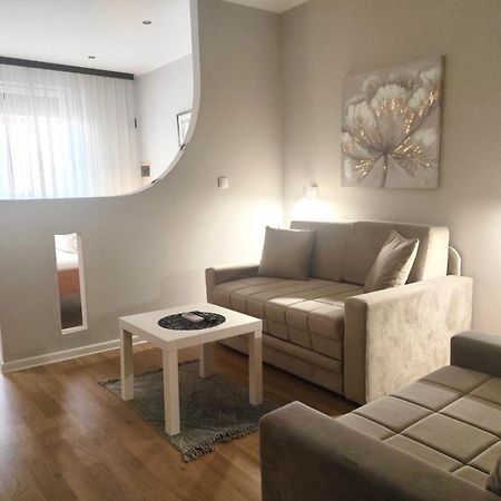 Apartments & Accommodation Stojic Novi Sad Esterno foto