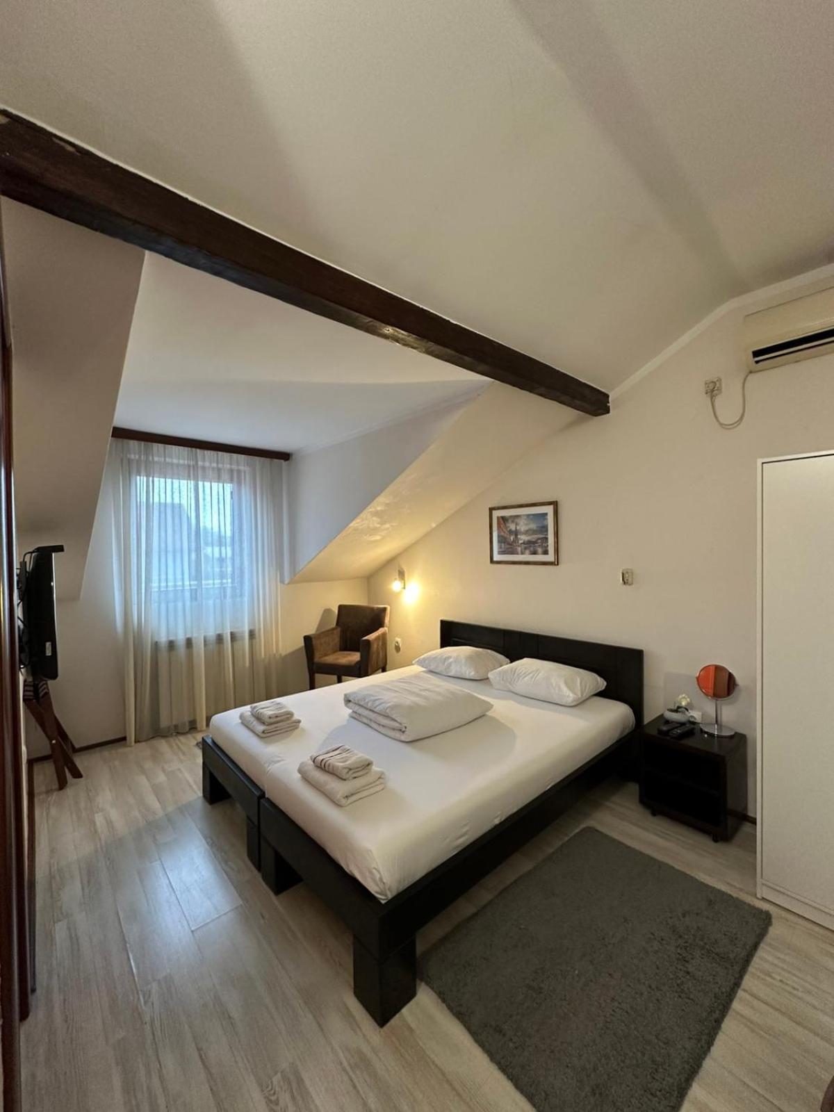 Apartments & Accommodation Stojic Novi Sad Camera foto